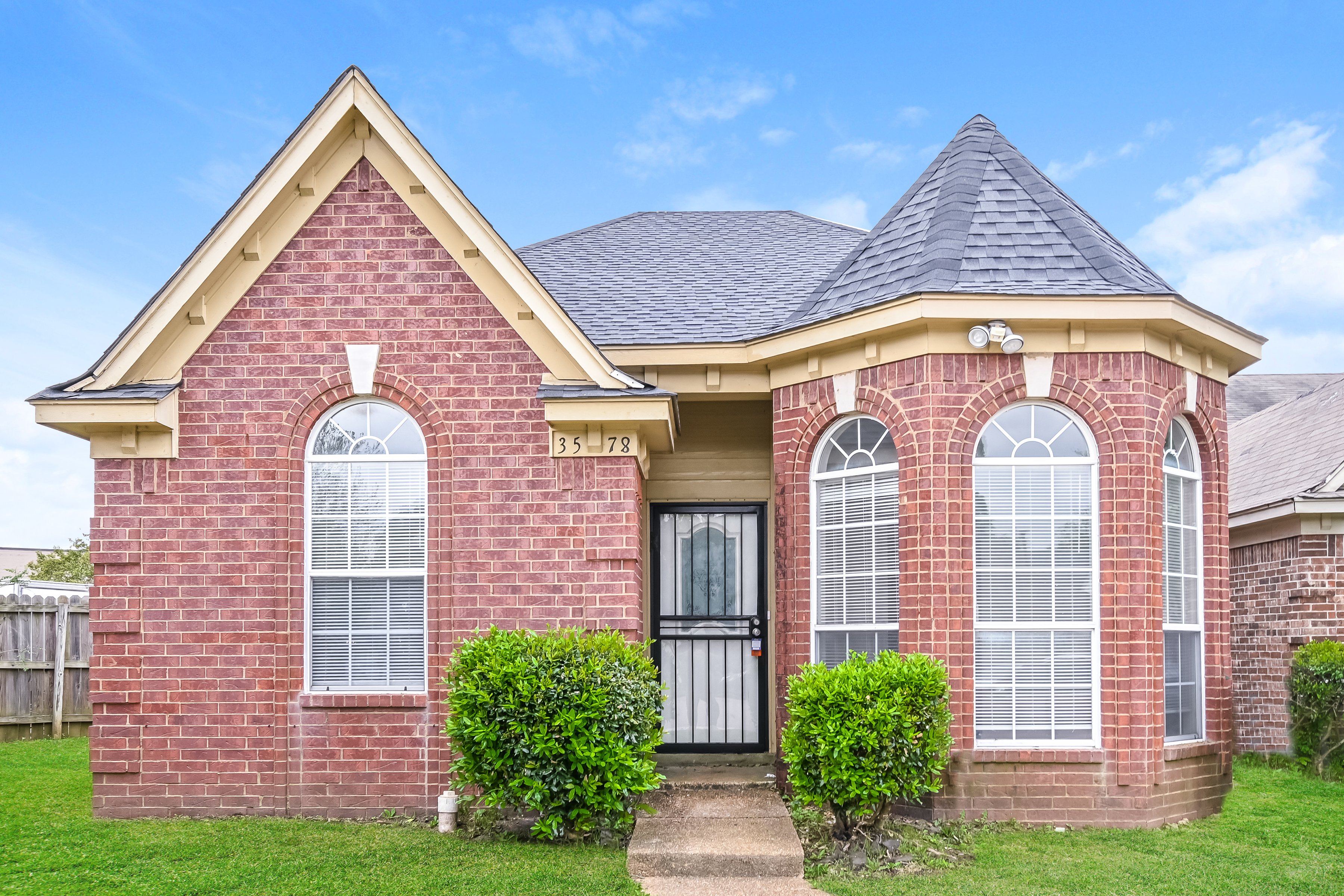 3578 E Regency Park Cir Memphis, TN 38115